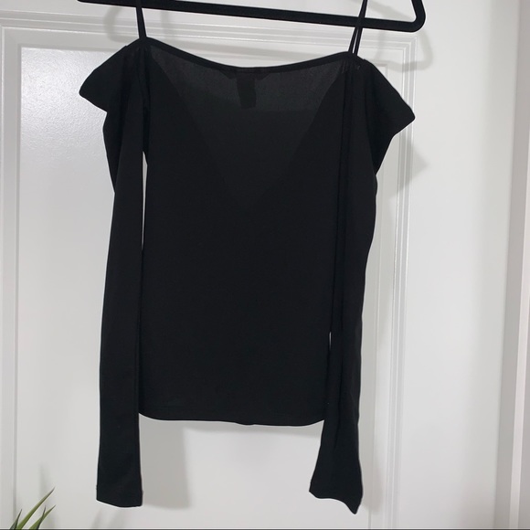 H&M cute Off shoulder long sleeve top - Picture 5 of 5